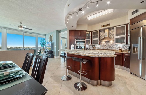 Orange Beach East Condo | Bella Luna 508 - Upscale Luxury-2bd/2bth Condo-walk to Flora-Bama-Gorgeous Views