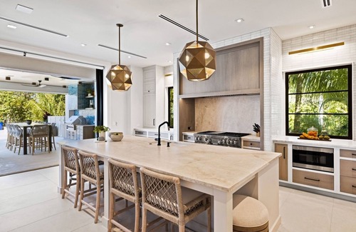 Wulfert House | Bella Luna ~ Ultimate luxury awaits