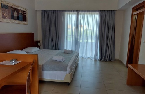Maleme Hotel | BELLA PAIS
