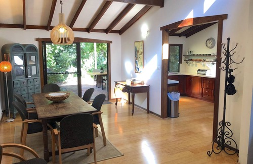 Redgate House | Bella Retreat - Peace & seclusion in redgum forest