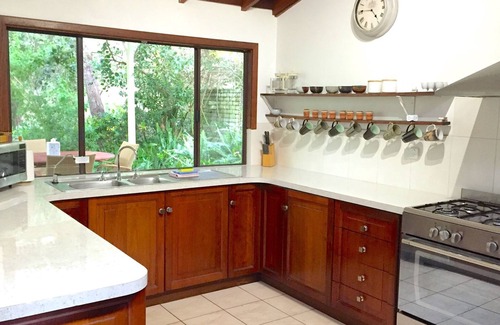 Redgate House | Bella Retreat - Peace & seclusion in redgum forest