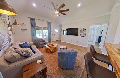 Thomasville House | Bella's Charming Cottage