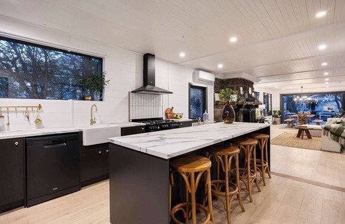 Yarra Glen House | Bella's Cottage Yarra Valley | Spa & Sauna