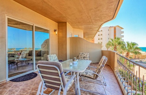 Puerto Penasco Condo | Bella Sirena Luxury Beachside Condo. Quiet, with x-large balcony & ocean views.