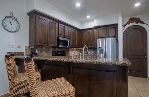 Sandy Beach Condo | Bella Sirena