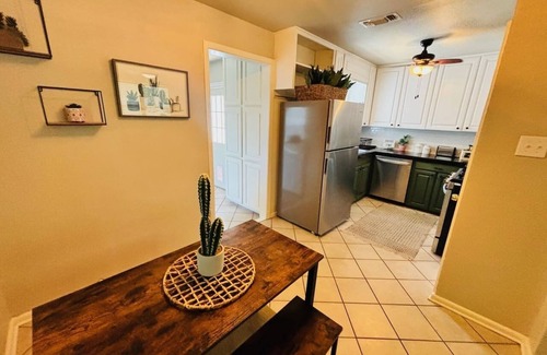 Weatherford House | Bella Sol Villa + Cowboy Pool!