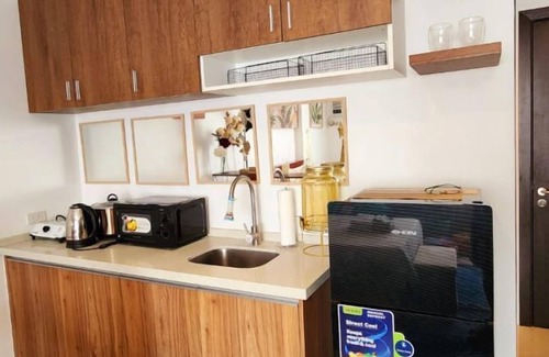 Bacolod Apartment | Bella Suite Bacolod: Deluxe Studio