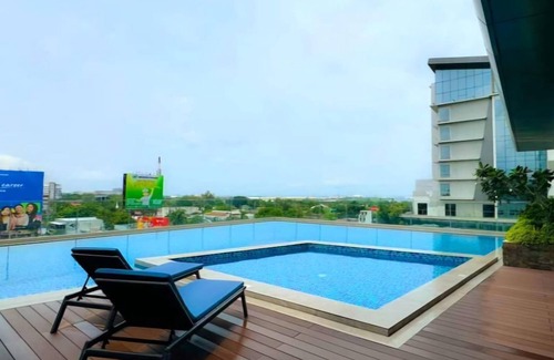 Bacolod Apartment | Bella Suite Bacolod: Deluxe Studio