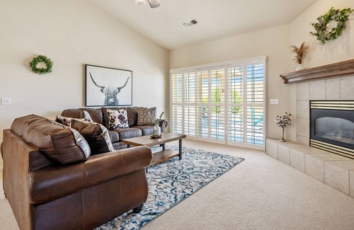 Paso Robles House | Bella Vino Estate with Fire Table!