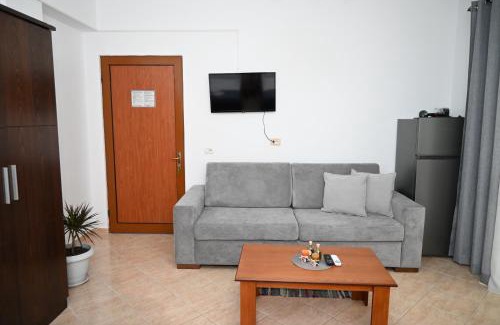 Qazim Pali Apartment | Bella Vista
