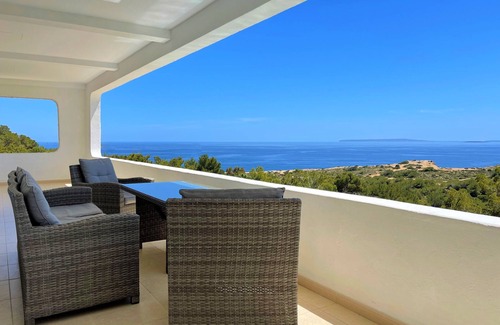 Puig Manya House | "BELLA VISTA" Dream view Wlan/Pool