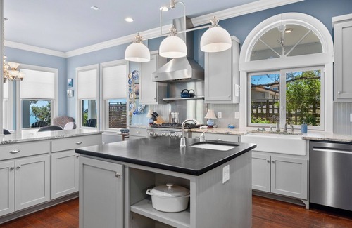Fulton House | Bella Vista – Luxurious Waterfront Retreat on Aransas Bay