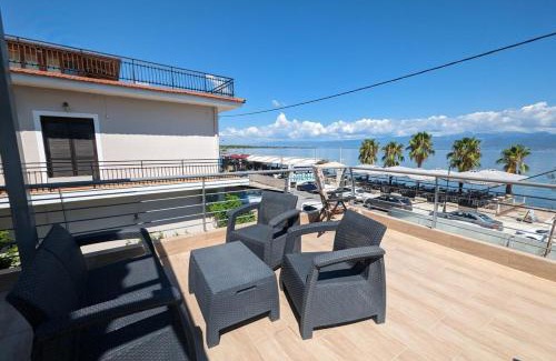 Kamena Vourla Apartment | Bella Vista Luxury Apartment