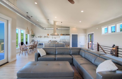 Canyon Lake House | Bella Vista Oasis - Luxury Private Lake View, Heated Pool & Hot Tub