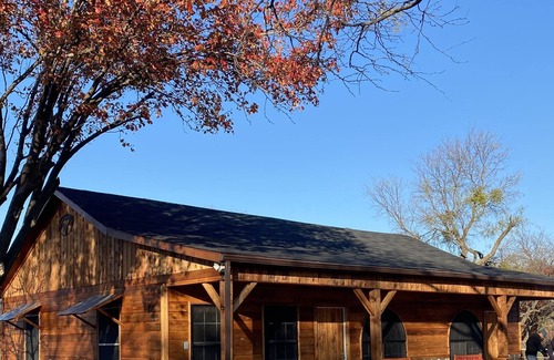 Cross Roads House | BELLA VISTA RANCH CEDAR HOUSE
