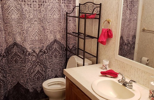 Dale House | Bella Vista Ranch! Country stay! Peace and quiet