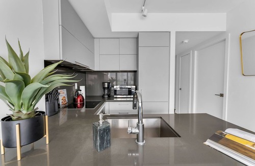 Bloor-Yorkville Apartment | Bellair Yorkville