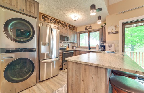 Bellaire Condo | Bellaire Ski Condo: 1 Mi to Summit Mountain!