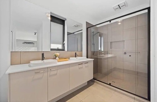 Delacombe House | Bellamama's at Ballarat