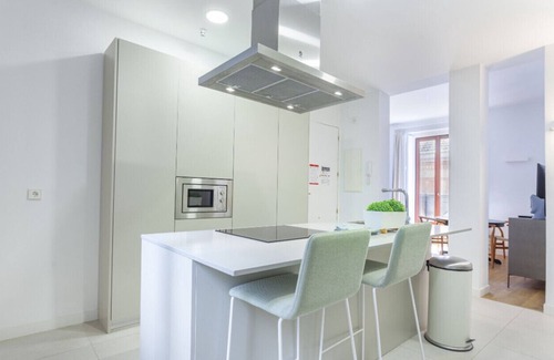Cortes Apartment | Bellas Artes V apartment in Madrid
