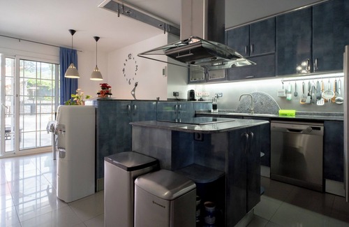 Argentona Villa | Bellavista:beautiful, spacious villa in Barcelona, perfect family vacation!