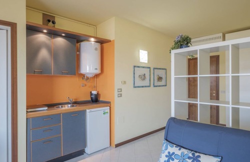 Colombare Apartment | Bellavista Sirmione - with pool and private parking