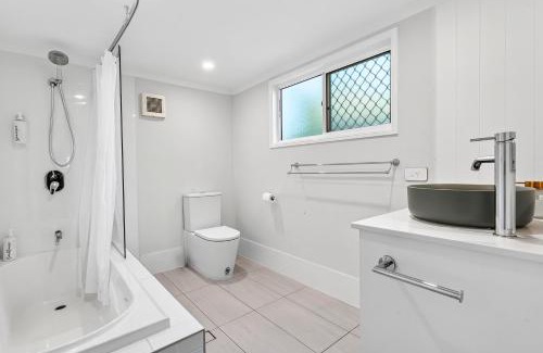 Margate Apartment | BellaVita pet-friendly Oasis in Margate