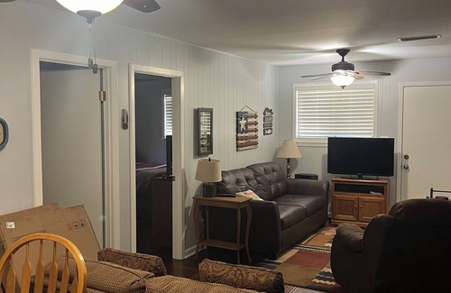 Greers Ferry Cabin | Bellawood Resort #10 Cozy 2-bedroom cabin with Boat Slip