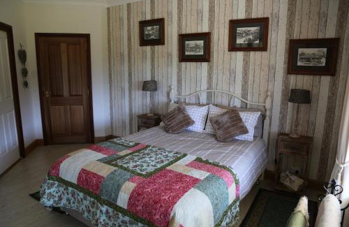 Karaak Flat Bed & Breakfast | BellbirdHill Bed & Breakfast