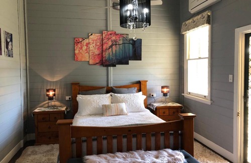 Bellbrook House | Bellbrook Historic Getaway at Bellmeadow Homestead