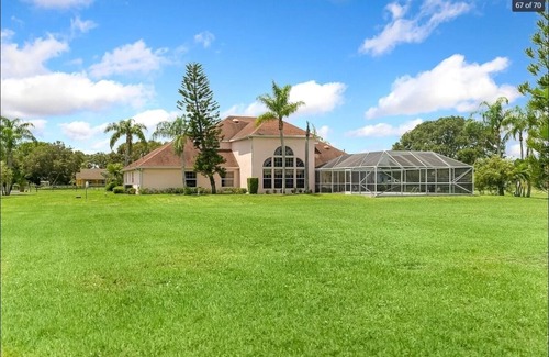 Okeechobee House | Belle Aire Country Estate Fly-In Community Fishing Hiking Boating Horseback