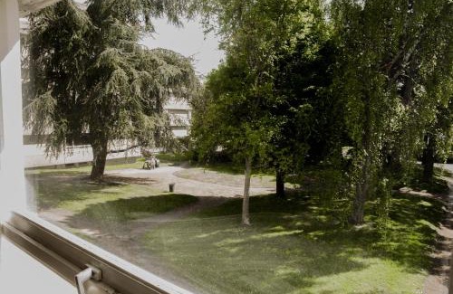 Herouville-Saint-Clair Apartment | Belle appartement lumineux -Tram au pied de l'immeuble -