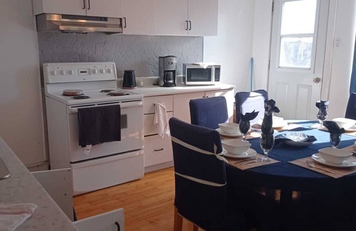 Cote-Saint-Paul House | Belle Appart Comfort and security - Coin Cosy