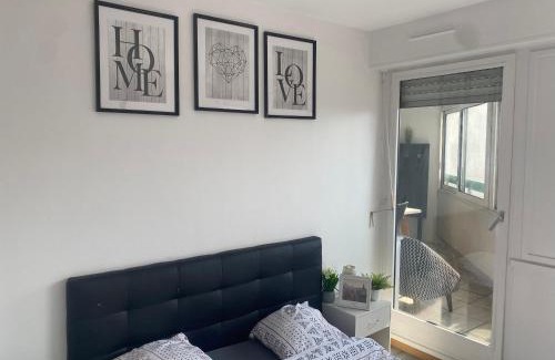 Center Bed & Breakfast | Belle Chambre a EVRY proche Gare RER
