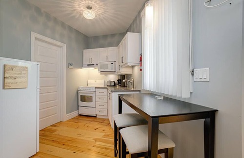 Wakefield Bed & Breakfast | Belle de Nuit