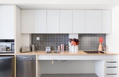Cairns Central Business District Apartment | Belle Escapes 501-502 Harbour Lights Waterfront Apartment