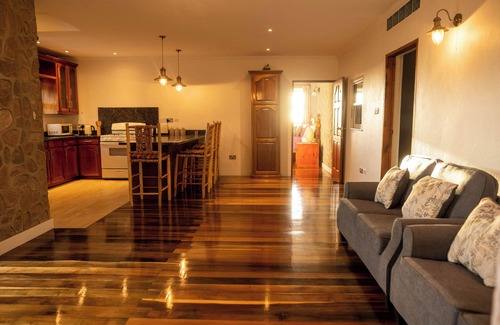 Soufriere Quarter Apartment | Belle Etoile - Nutmeg Apartment(1 Bedroom)
