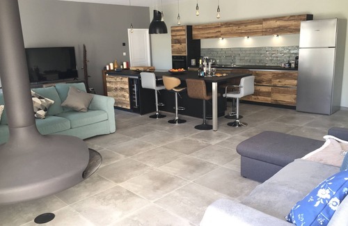 Saint Alban Auriolles House | Belle maison neuve, vue magnifique, piscine débordement, terrasse 115m2, clim