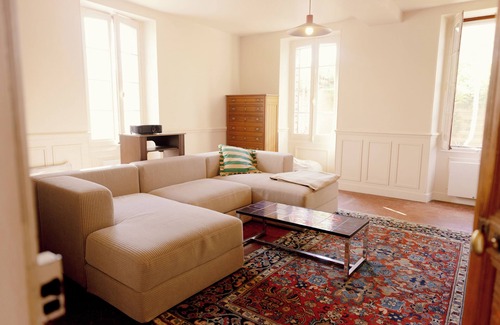 Champlost House | Belle Maison de Campagne en Bourgogne