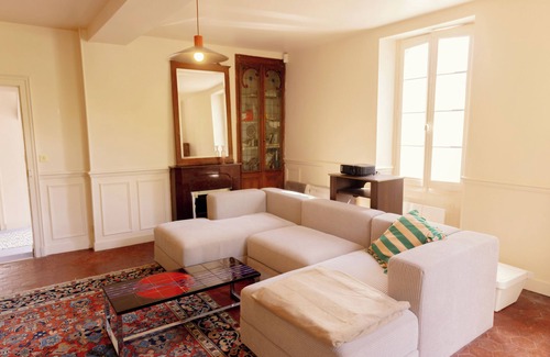 Champlost House | Belle Maison de Campagne en Bourgogne