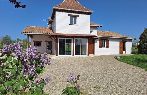 Puymiclan Villa | Belle maison de campagne