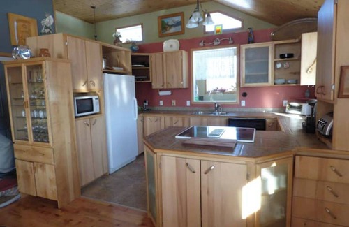 Rouyn-Noranda Ski Chalet | Belle Maison en Campagne Avec Accès au lac