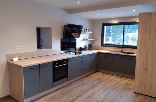 Liezey House | Belle Maison Neuve Dans Grande Propriété, Cadre Rare, Bain Nordique