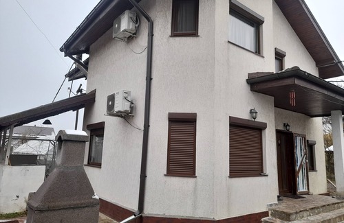 Sinesti House | Belle Maison Pour 6 Personnes Just a Cote de Bucharest