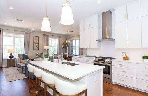 Oxford Condo | Belle on the Square by Apex Short Term Stays