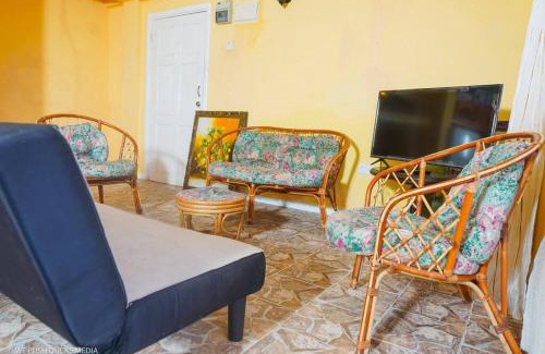 Laborie Apartment | Belle View-Tulip