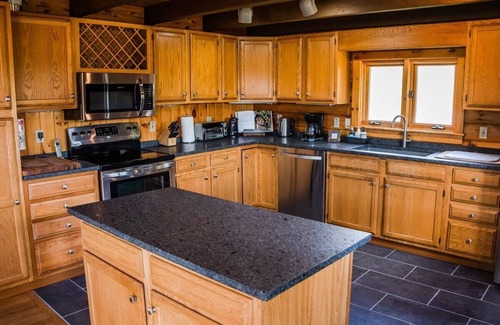 Fleischmanns Ski Chalet | Belleayre View: Paramount Views, Hot Tub + Firepit