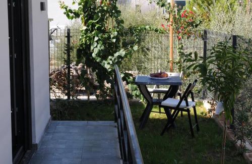 Isthmia Apartment | Bellelen Apartments - KUMQUAT