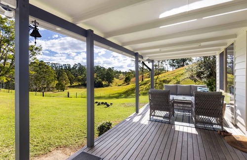 Bellthorpe House | Bellemarie - An Unforgettable Farm Stay