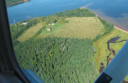 Murray Harbour Cottage | Belleview Beach House cottage with more than 1500 feet waterfront beach....